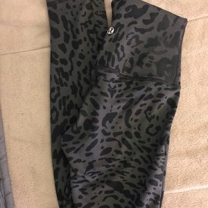 Lululemon high waisted leggings